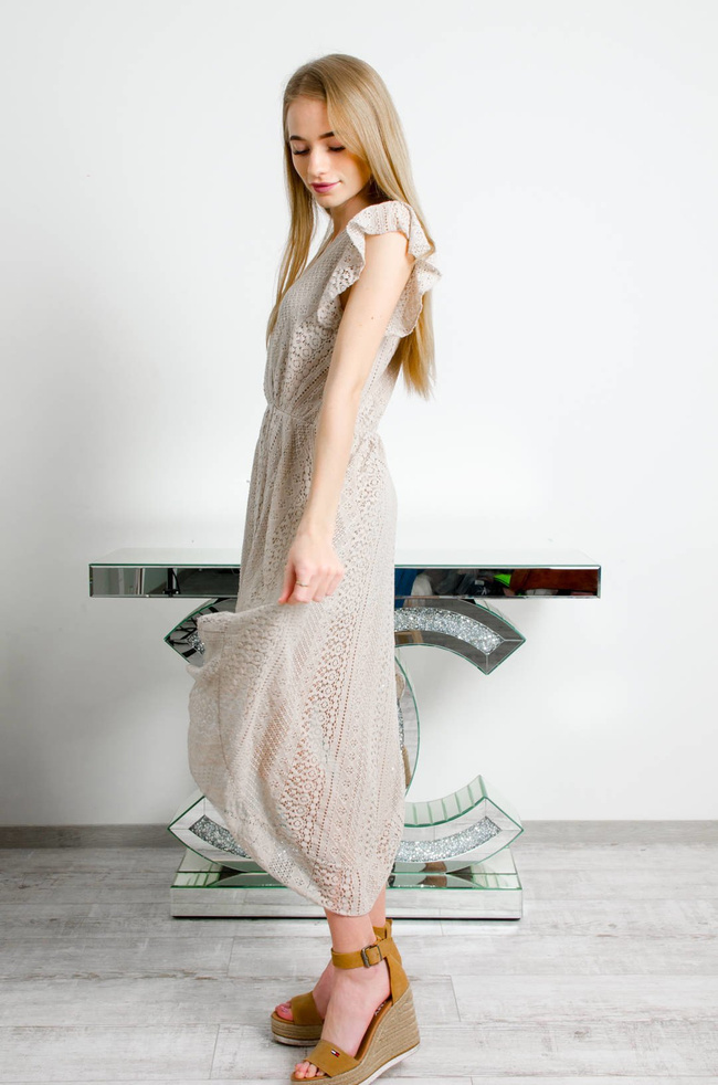 BEŻOWA KORONKOWA SUKIENKA Z DŁUŻSZYM TYŁEM