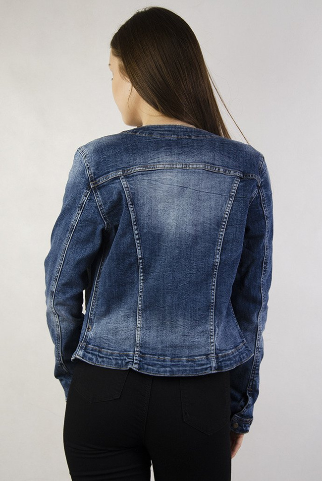 Kurtka jeansowa z perełkami