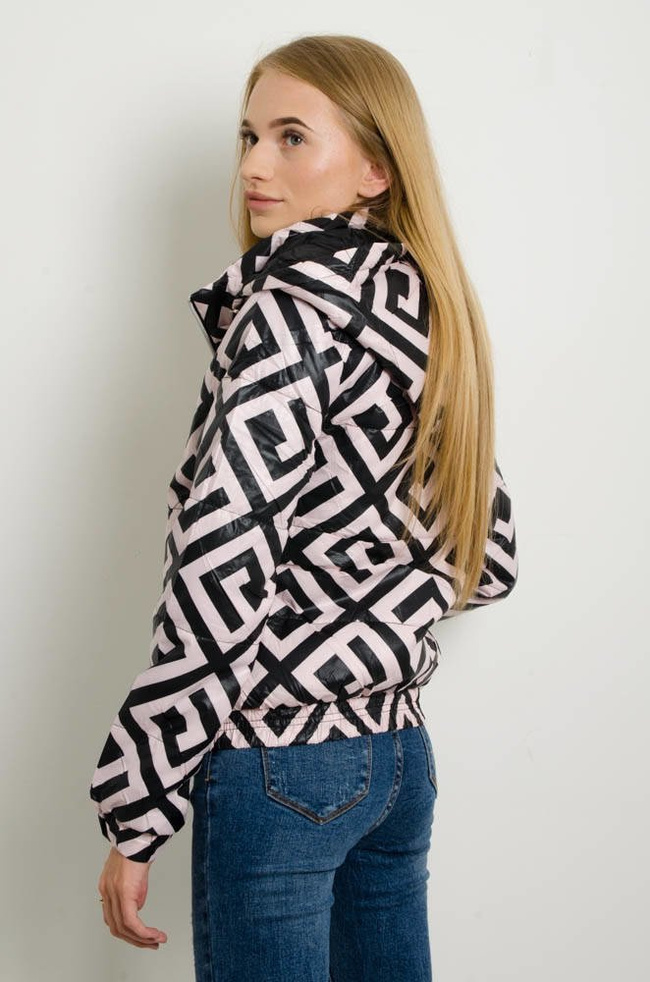 RÓŻOWO-CZARNA KURTKA ZE WZOREM