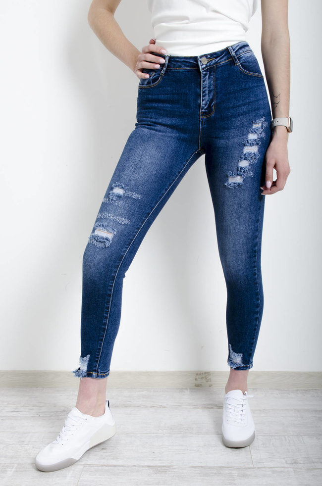 SPODNIE JEANSOWE Z PRZETARCIAMI- PUSH UP