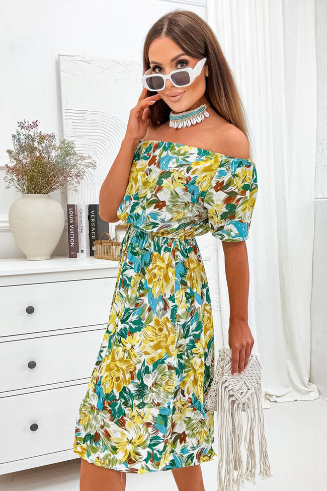 SUKIENKA HISZPANKA W KWIATY Z GUMKĄ W PASIE- BIAŁA