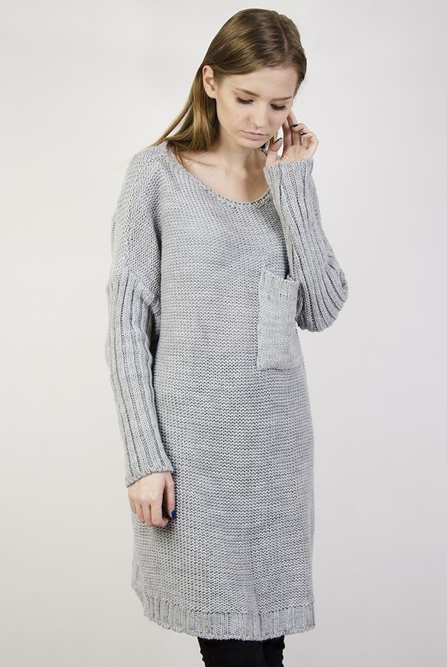 Długi szary sweter z kieszenią