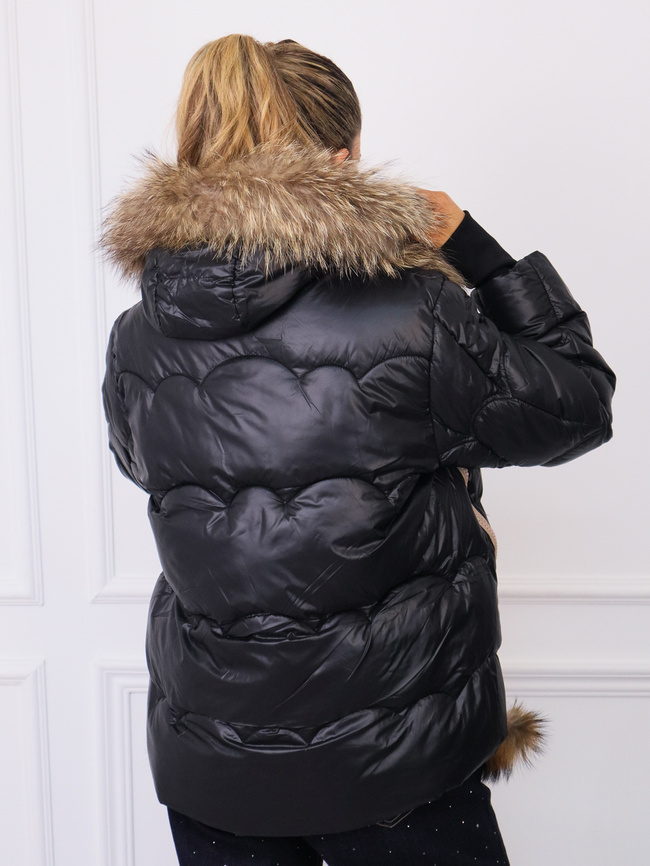 KURTKA PIKOWANA Z ZAMKAMI PO BOKACH I FUTERKIEM- CZARNA