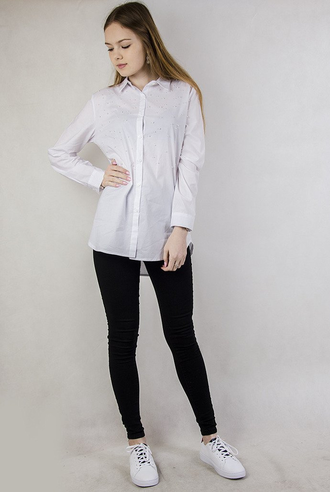 Biała koszula z koralikami