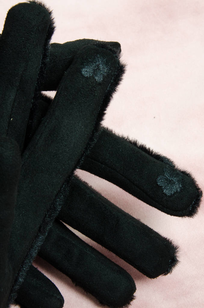 RĘKAWICZKI FUTRZANE Z NASZYWKĄ- CZARNE