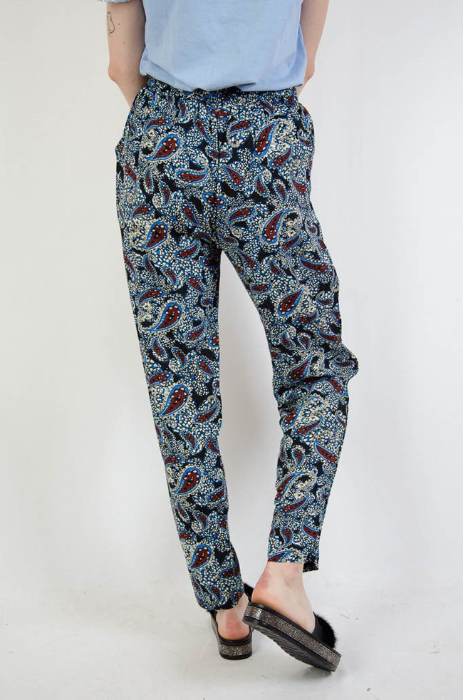 Długie spodnie alladynki w niebieskie wzory