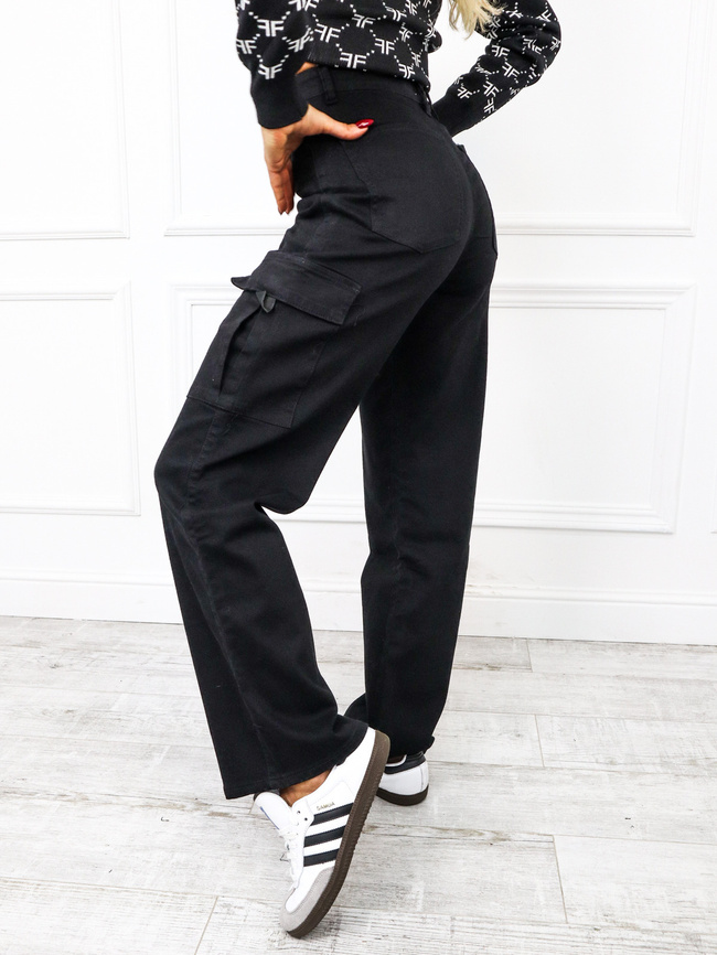 SPODNIE BOJÓWKI Z SZEROKIMI NOGAWKAMI- CZARNE