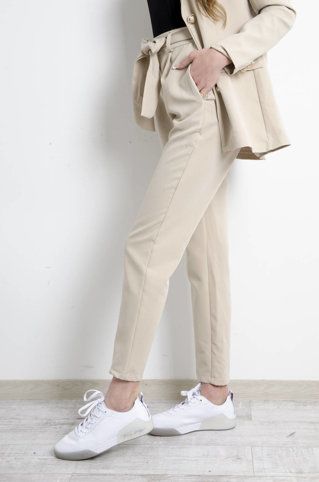 KOMPLET BEŻOWY MARYNARKA+ SPODNIE 