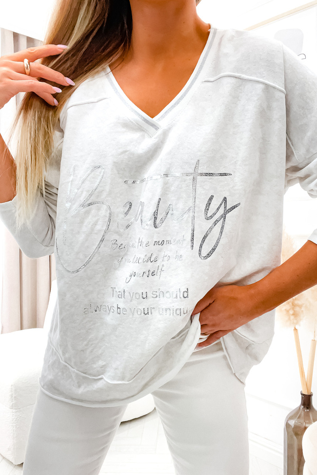 BIAŁA ASYMETRYCZNA BLUZKA Z OZDOBNYM NAPISEM