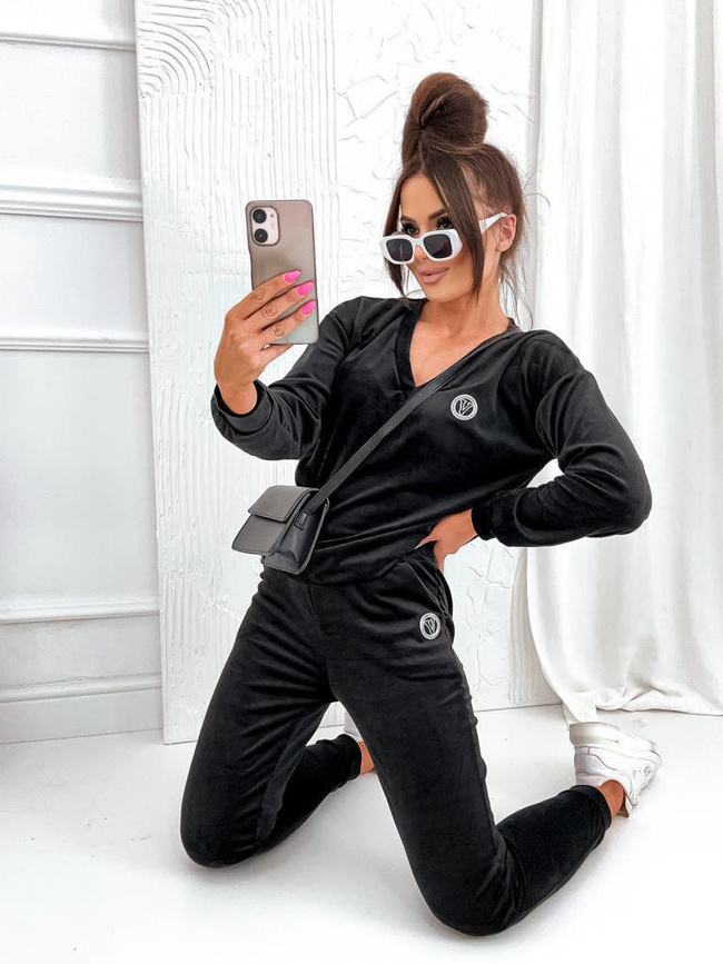 WELUROWY KOMPLET DRESOWY BLUZA W SZPIC + SPODNIE Z NASZYWKĄ- CZARNY