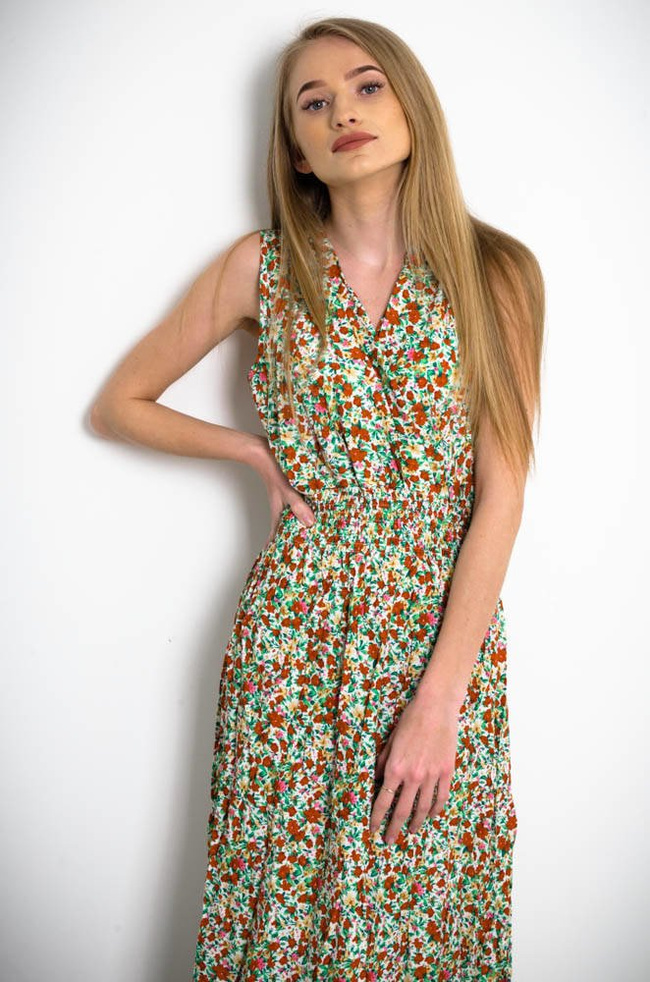 BIAŁA SUKIENKA MAXI W KWIATY-KOPERTOWY DEKOLT