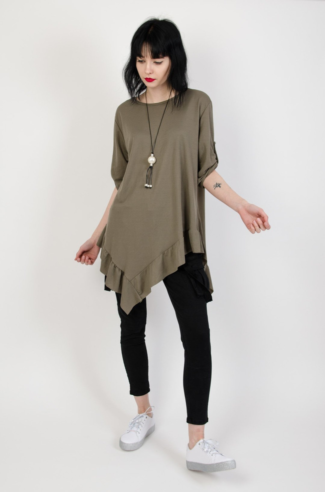 Zielona asymetryczna bluzka z falbaną + wisiorek 