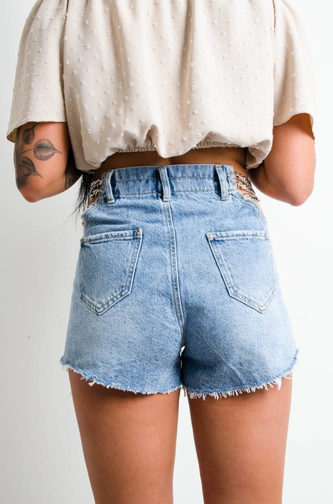 SZORTY JEANSOWE Z WYCIĘCIAMI -ŁAŃCUSZKIEM WYSOKI STAN