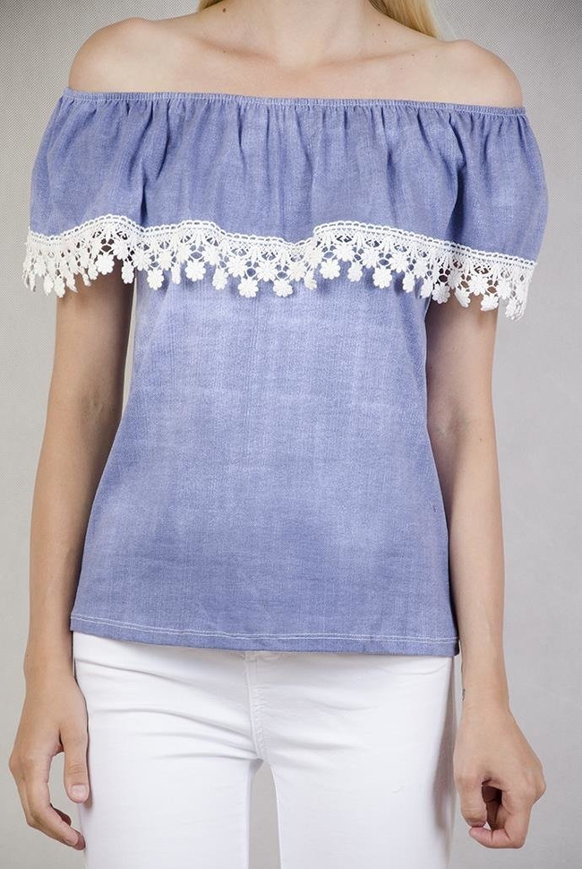 Bluzka dekatyzowana z hiszpańskim dekoltem