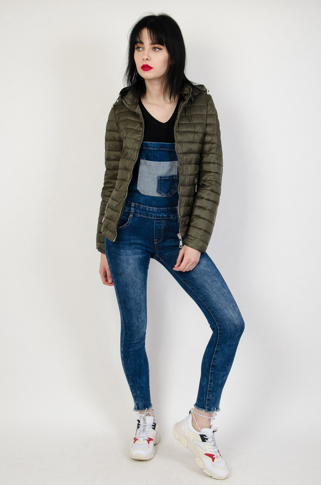 Zielona, pikowana kurtka z kapturem