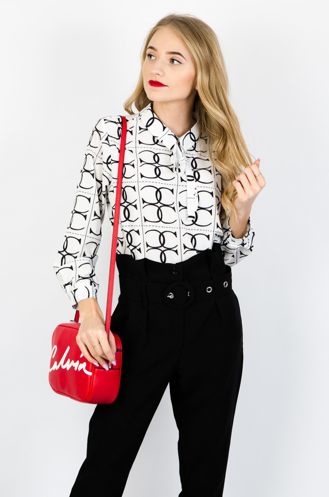 BIAŁA BLUZKA Z KOŁNIERZEM WIĄZANA PRZY SZYI  