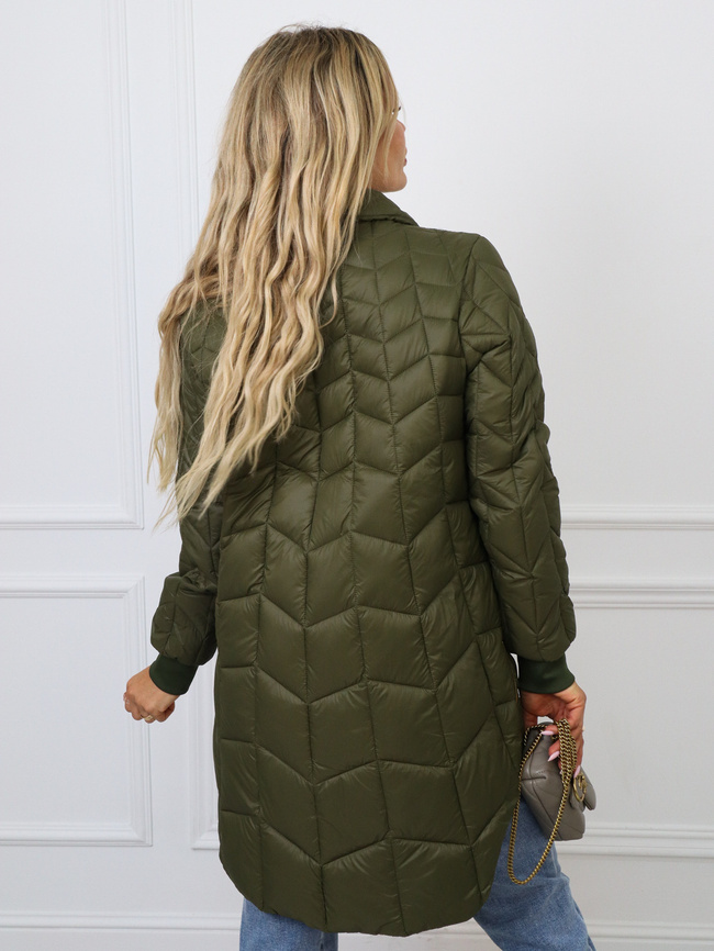 KURTKA PRZEJŚCIOWA PIKOWANA Z KOŁNIERZEM I OZDOBNYMI ZAMKAMI- ZIELONA