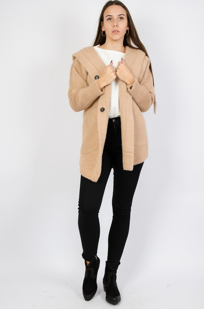 Beżowy włochaty płaszcz z kapturem 