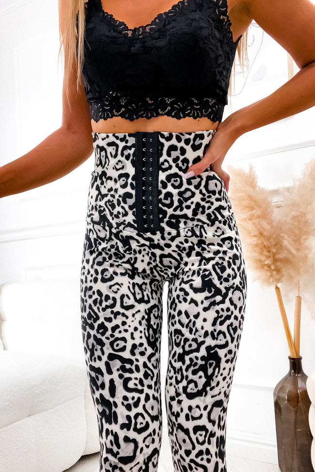 LEGGINSY MODELUJĄCE W PANTERKĘ- BIAŁE