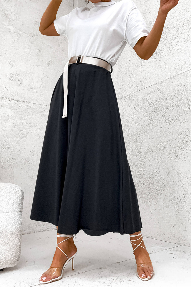 ROZKLOSZOWANA BAWEŁNIANA SPÓDNICA Z PASKIEM- CZARNA