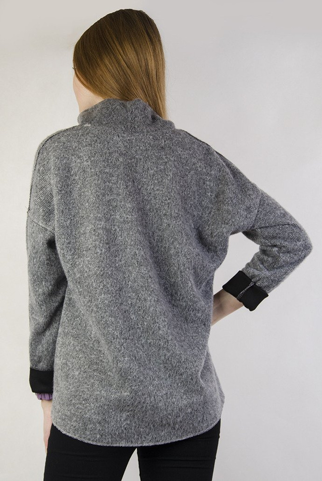 Szary asymetryczny golf 