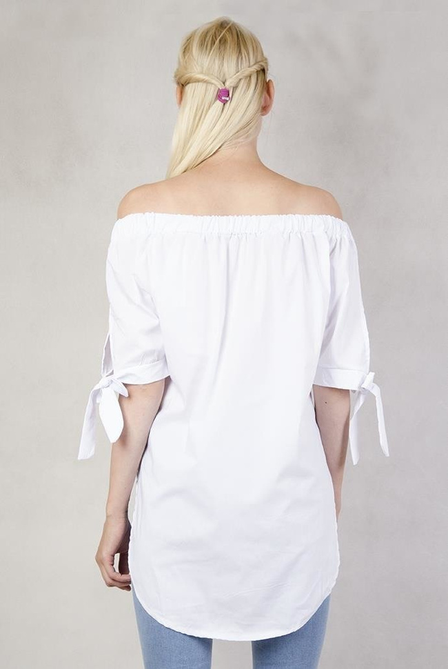 Bluzka biała z rękawem 3/4 i hiszpańskim dekoltem