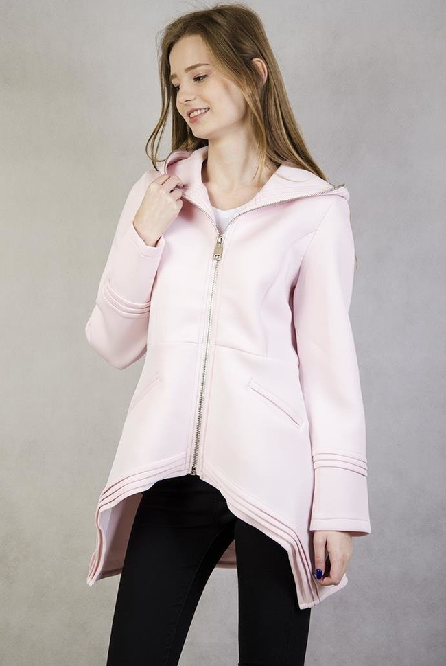 Wygodny pudrowo-różowy płaszczyk