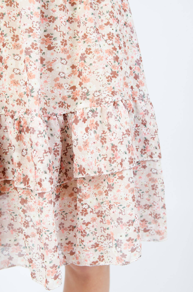 BEŻOWA SUKIENKA HISZPANKA Z KWIATOWYM WZOREM