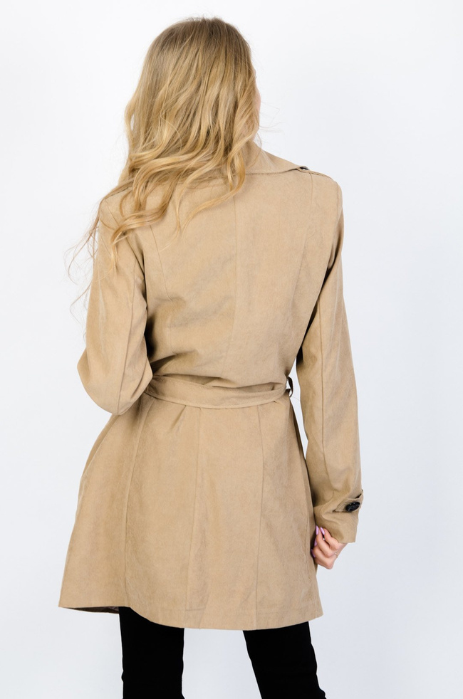Brązowy płaszcz typu trencz