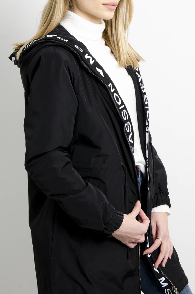 KURTKA PARKA Z KAPTUREM W KOLORZE CZARNYM