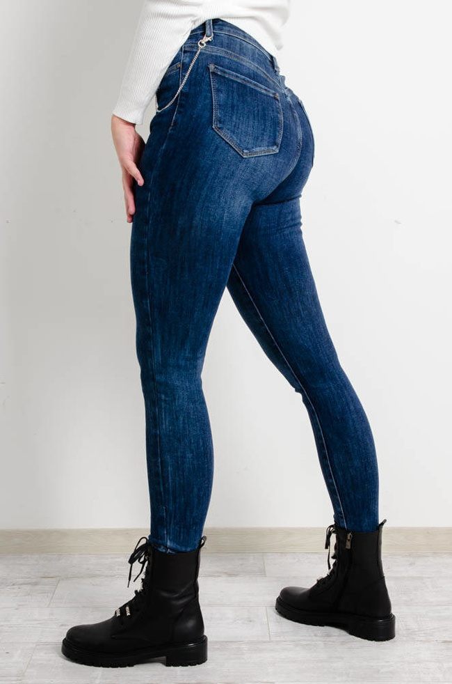 CIEMNE SPODNIE JEANSOWE Z PRZYPINKĄ-WYSOKI STAN