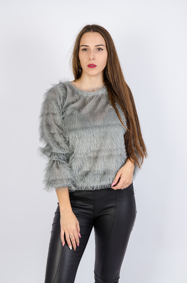 Srebrna włochata bluzka 