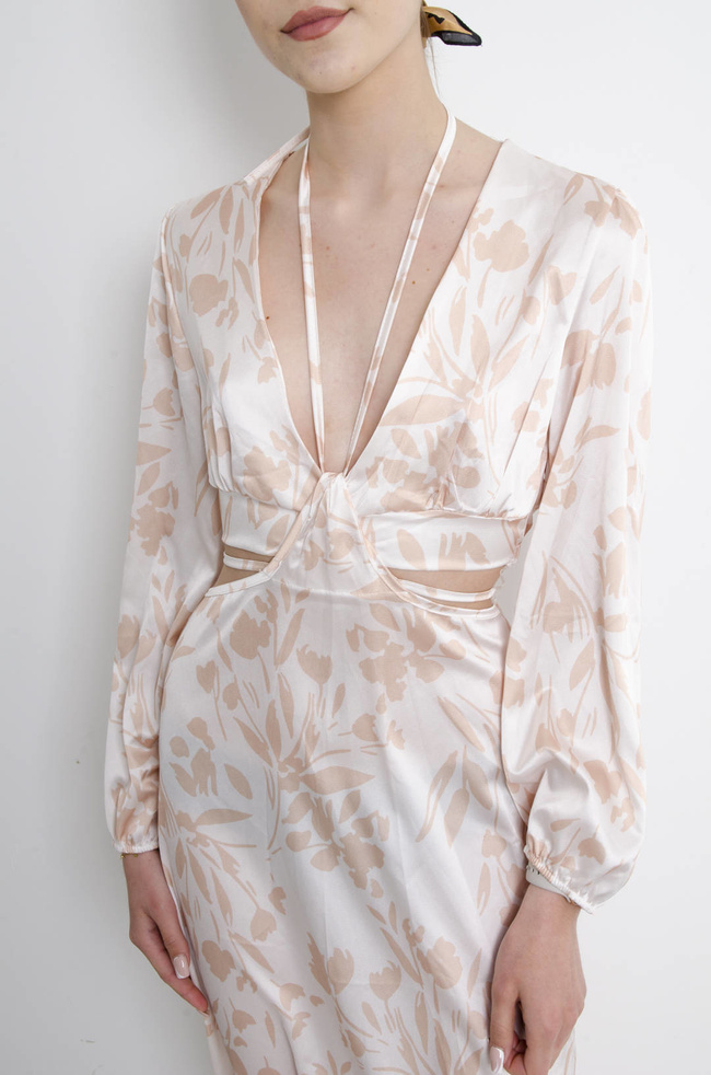 SUKIENKA BIAŁA W KWIATY Z WYCIĘCIEM