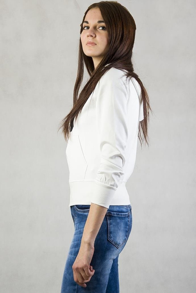 Biała bluza z napisem "Los Angeles 86"