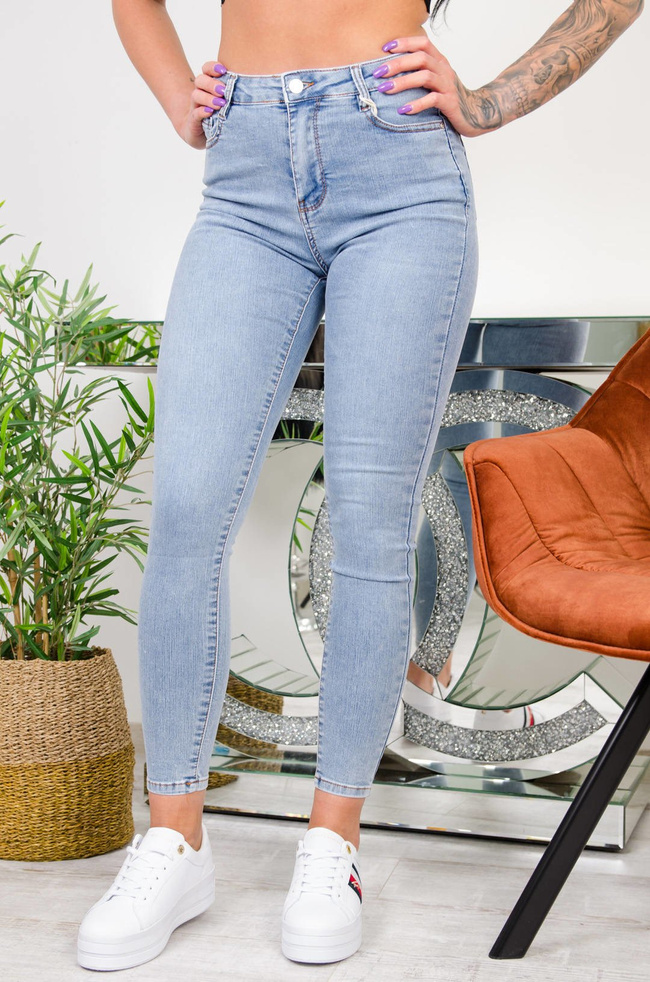 JASNE SPODNIE JEANSOWE TYPU JEGGING