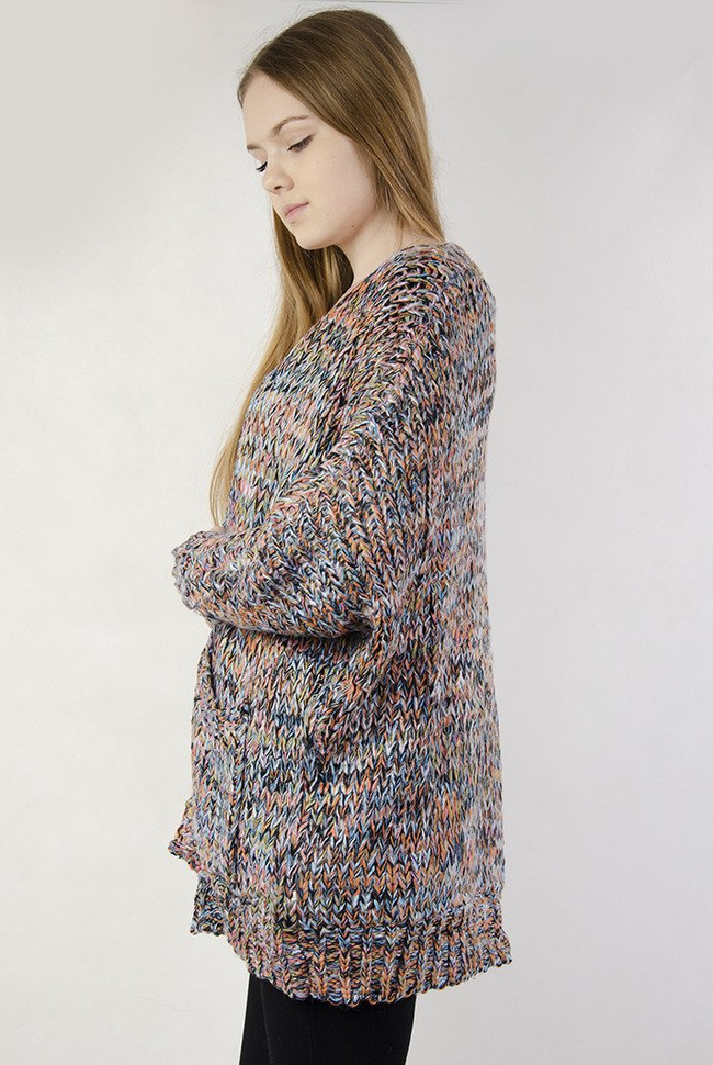 Kolorowy sweter narzuta z kieszeniami