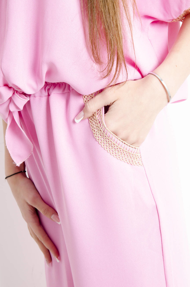 KOMPLET RÓŻOWY Z OZDOBNYM WIĄZANIEM I KORONKĄ 