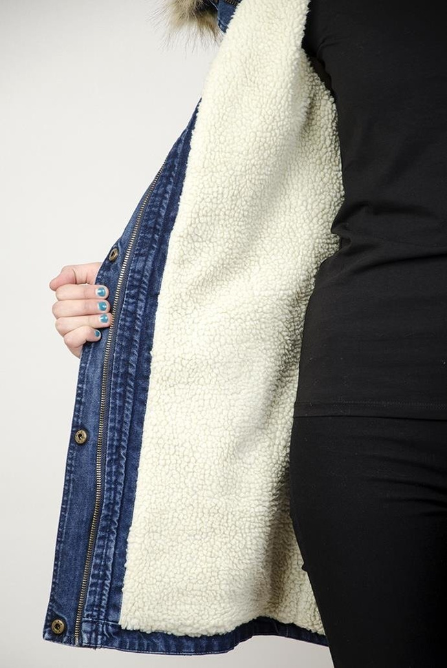 Parka jeansowa ocieplana białym futerkiem