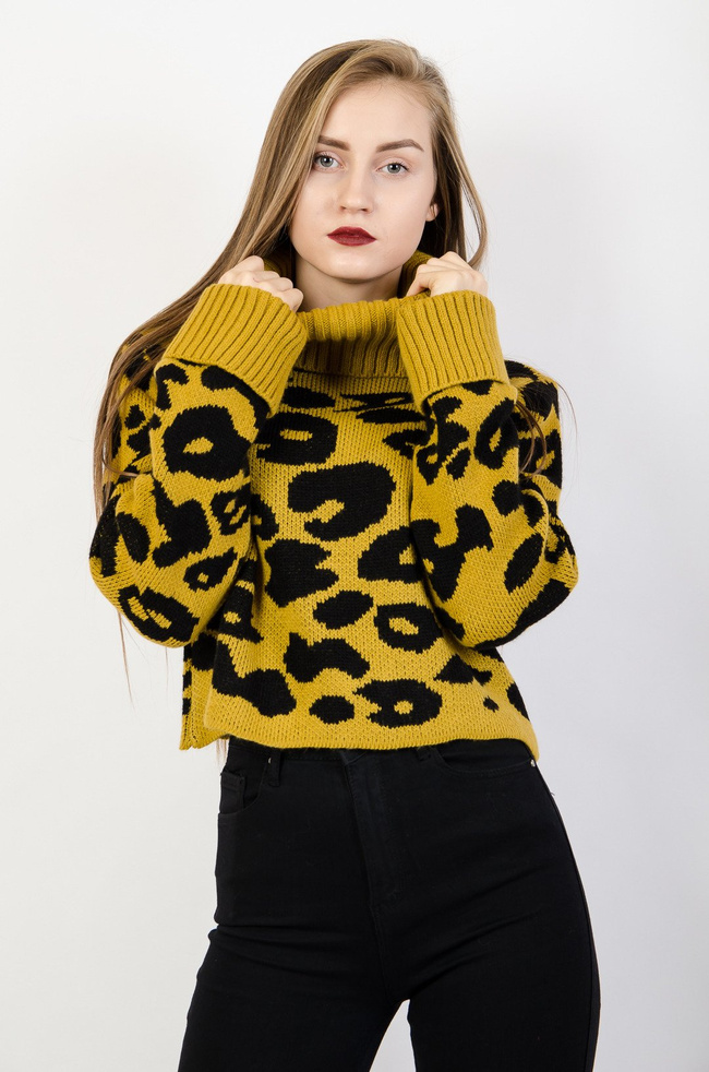 Musztardowy sweter w cętki