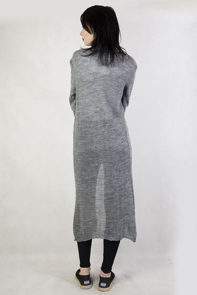 Szary, długi sweter typu kardigan