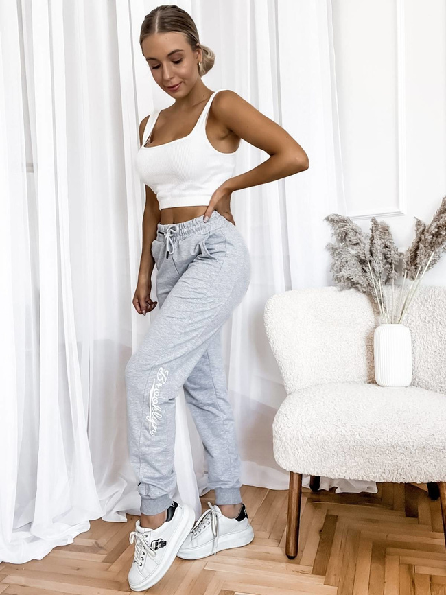 SPODNIE DRESOWE Z NAPISEM NA NOGAWCE- SZARE