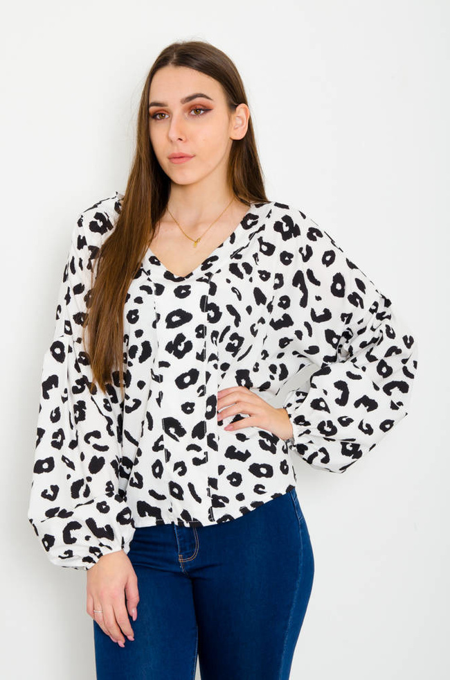 BIAŁA BLUZKA W CĘTKI Z DEKOLTEM W  SZPIC