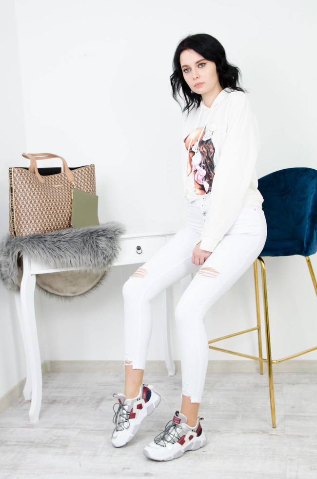 BIAŁE PRZYLEGAJĄCE SPODNIE Z GUZIKAMI - WYSOKI STAN