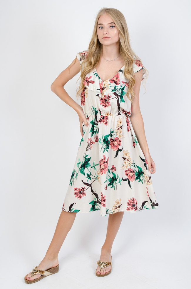 Kremowa sukienka w kwiaty z falbaną w dekolcie