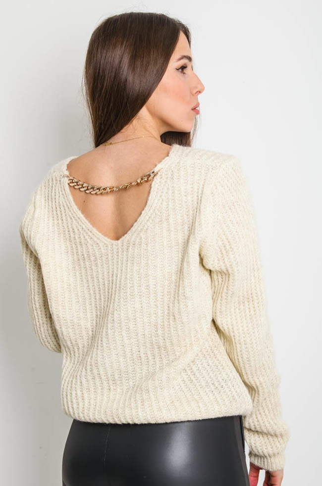BEŻOWY SWETER Z ŁAŃCUSZKIEM