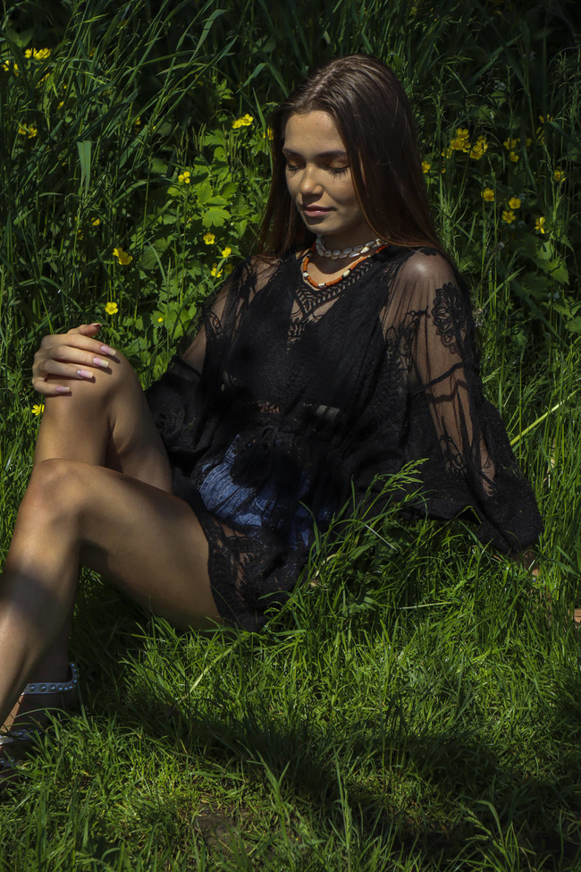 BLUZKA Z SIATKI HAFTOWANA BOHO