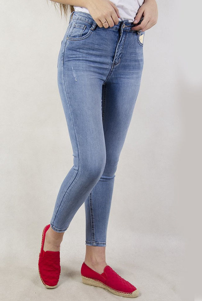 Jasne spodnie jeansowe z wysokim stanem