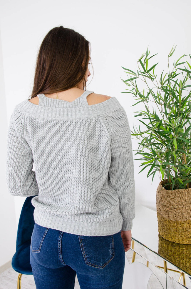 SZARY SWETER NA RAMIĄCZKACH