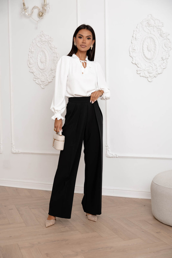 BLUZKA Z FALBANKĄ POD SZYJĄ I NA RĘKAWACH- ECRU