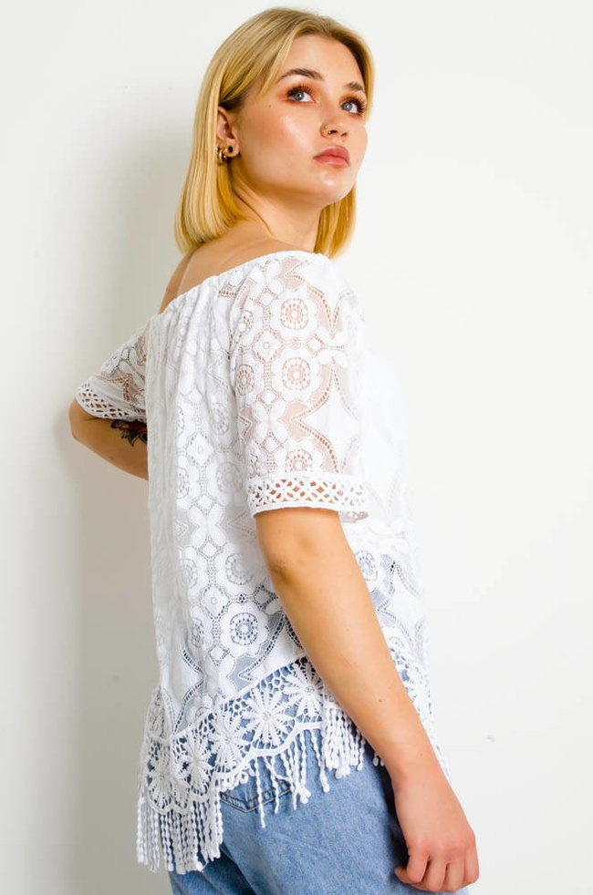 BIAŁA  AŻUROWA BLUZKA Z FRĘDZLAMI NA DOLE